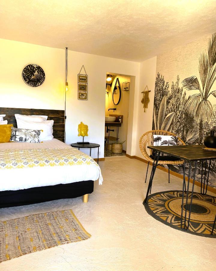 De San Lou Bed & Breakfast *